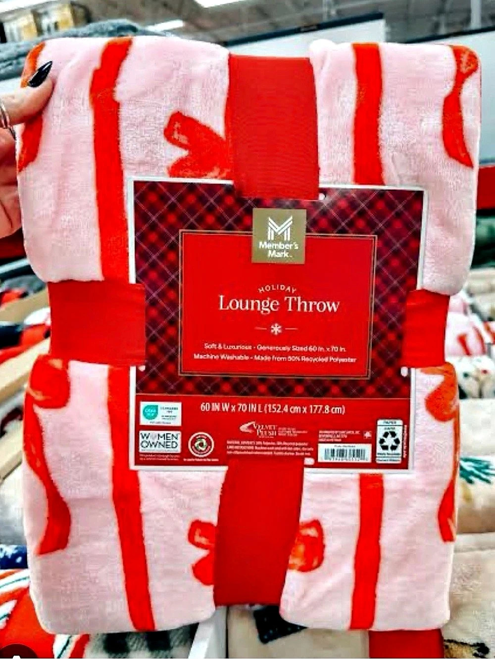 Member's Mark Holiday Lounge Throw Pink & Red Lounge Throw NWT